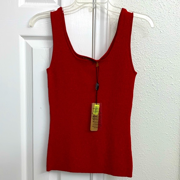 Belldini red knit tank top, metallic red fibers, NWT women’s M - Picture 1 of 4